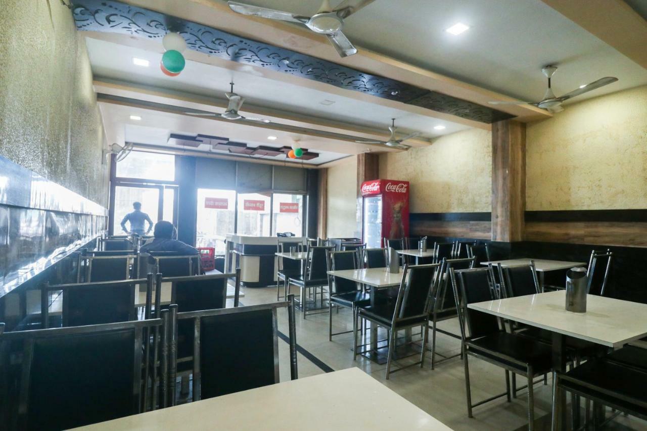 Oyo 48974 Hotel Shweta Residency พาราณสี ภายนอก รูปภาพ
