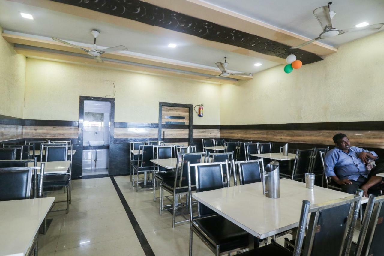 Oyo 48974 Hotel Shweta Residency พาราณสี ภายนอก รูปภาพ